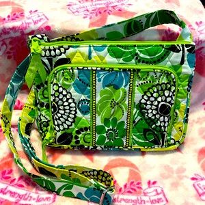 Cute Versa Bradley crossbody purse